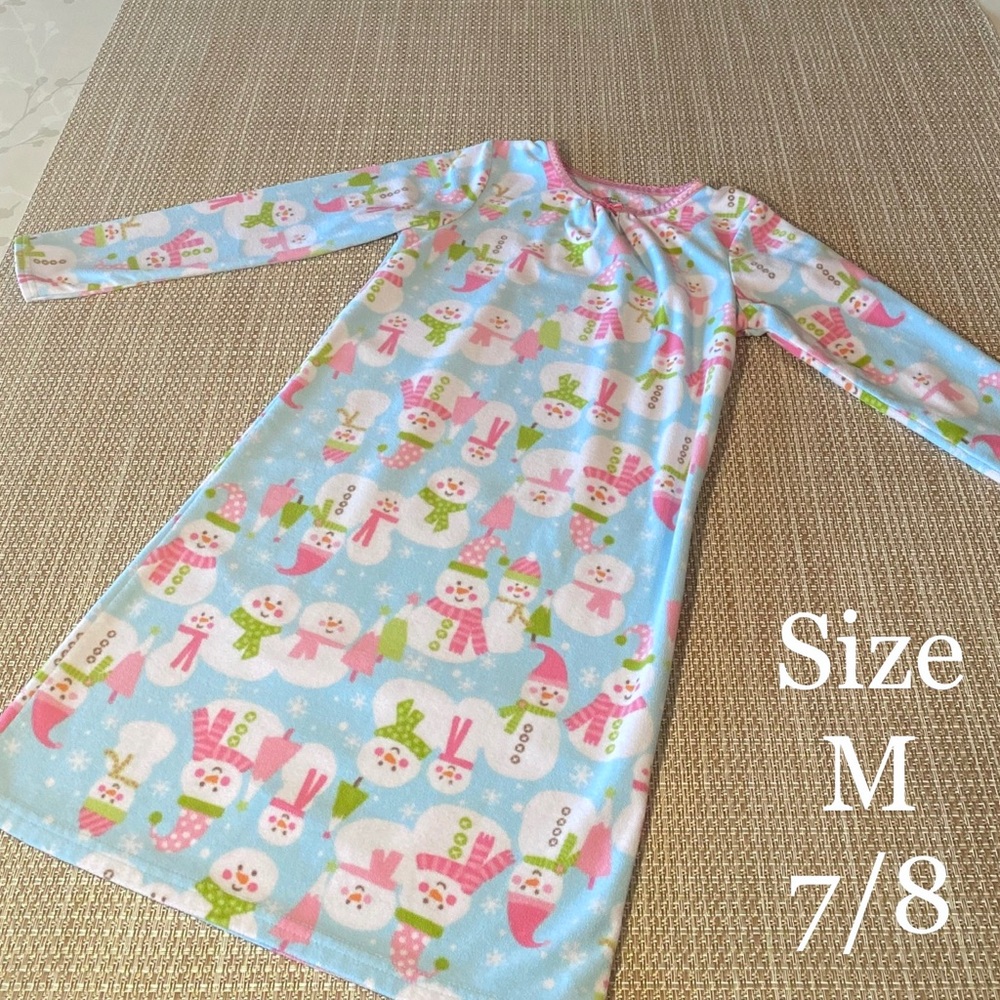 ✔️ SOLD 📬 EUC Girls Carter’s Fleece Nightgown